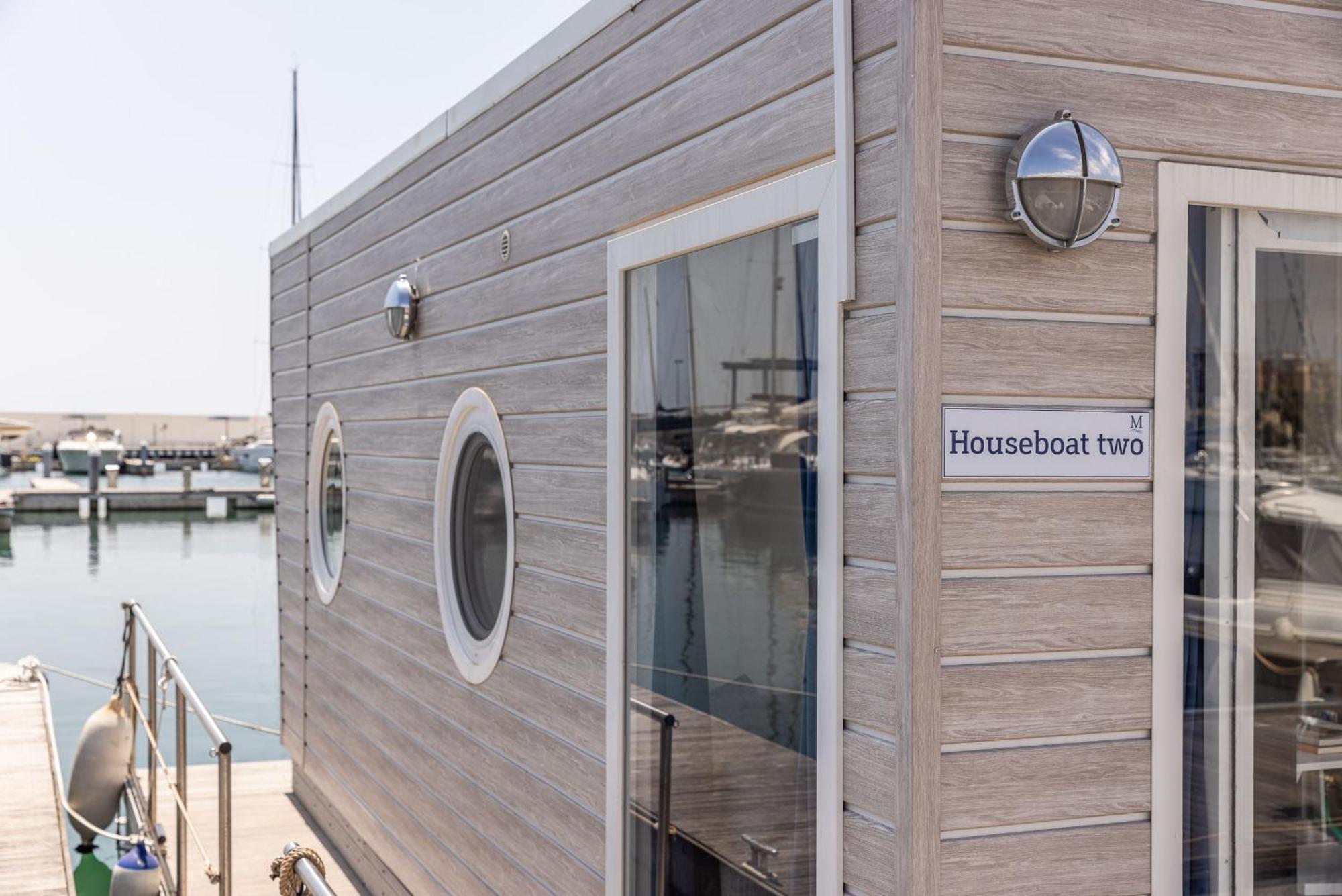 فندق Marina Del Gargano Houseboat مانفريدونيا المظهر الخارجي الصورة